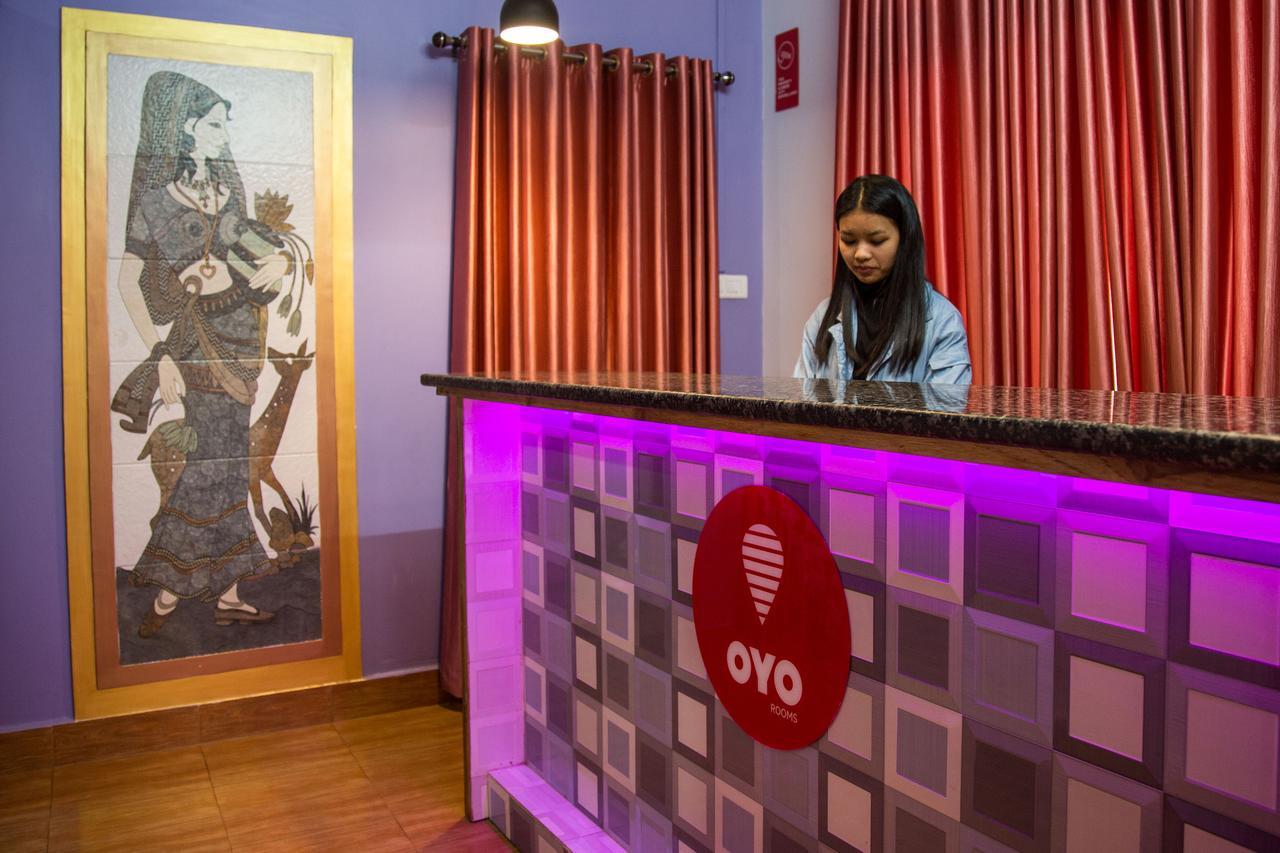 Oyo 11515 The Lily Guest House Shillong Buitenkant foto